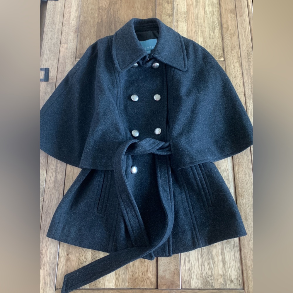 NINE WEST BELTED WOOL CAPED SLEEVE COAT SZ 6